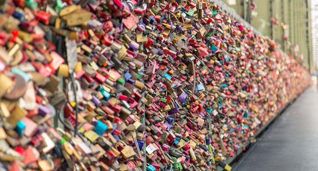 Lovelocks